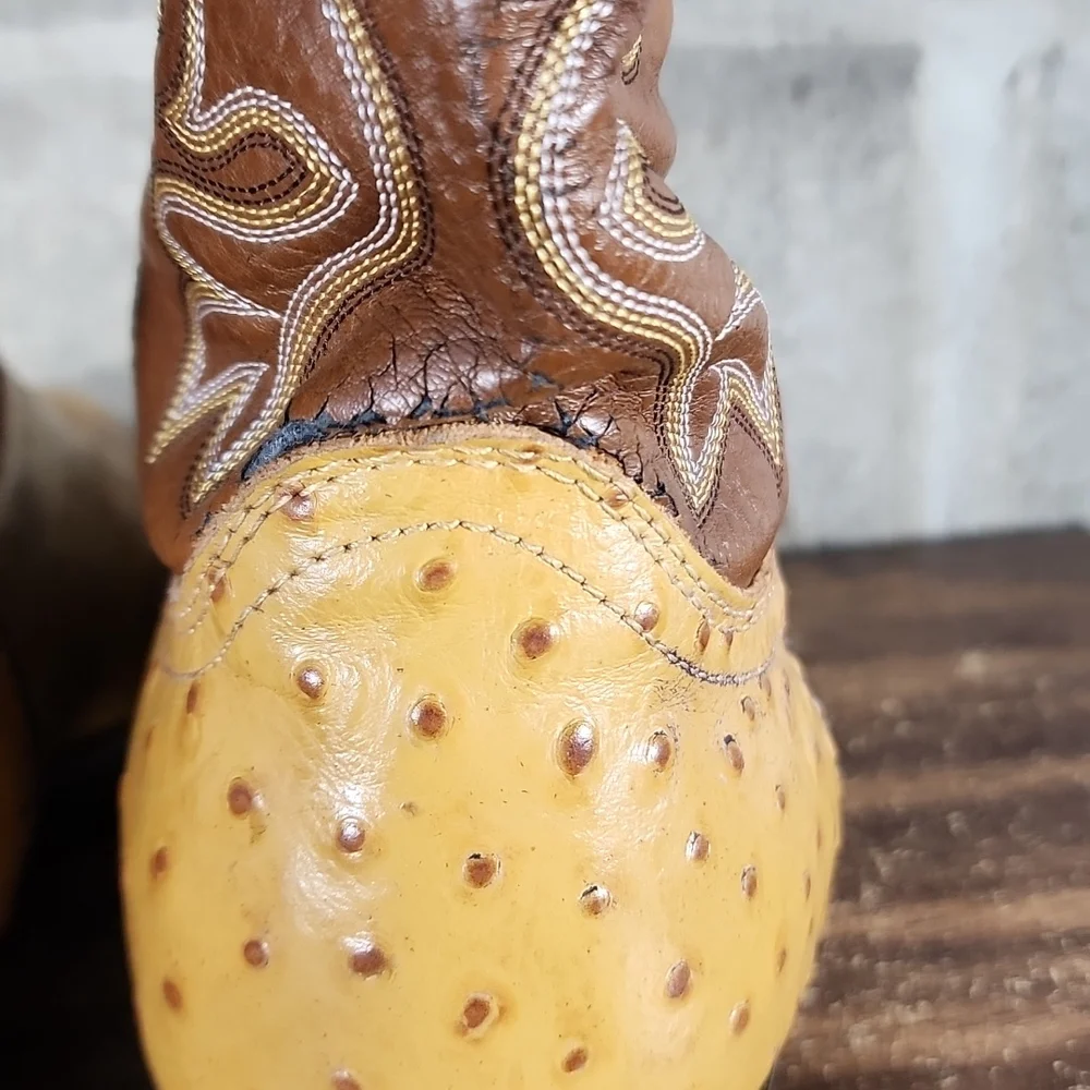 Vintage Laredo Cowboy Ostrich Boots Mens Size 12EW Model# 69032
